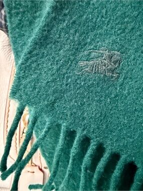 Burberry Vintage Classic Dark Pine Green 100% Lambswool Scarf Dense Soft EUC